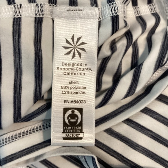 Athleta High Neck Heather Stripe Chi Tank Size S Navy Striipe - Picture 7 of 7